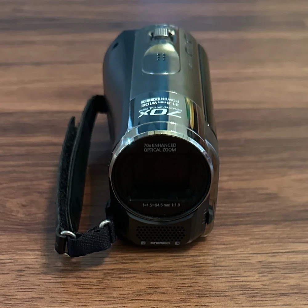 VTG Panasonic HC-V10P Digital Video Camera